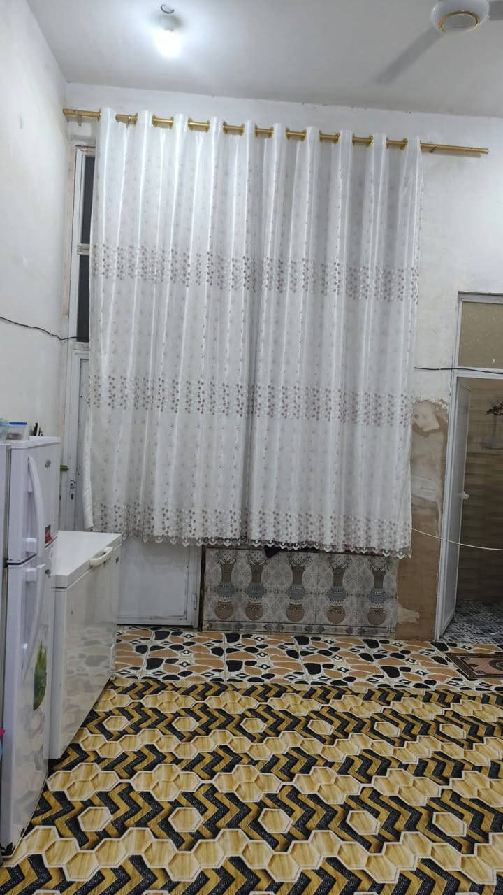 السلام عليكم  مكلف بالنشر بنايه للبيع ركن مساحة ١٠٠م مربع مكونه من مشتملين ارضي ومشتمل طابق ثاني في منطقة حي الجهاد قرب مدرسة البصره ...للإستفسار الاتصال على هذا الرقم ***********
