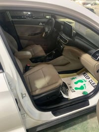 تحيه طيبه السلام عليكم توكسان 2021 خليجي  ماشيه 42 ألف  مكينة 2000 دوش...