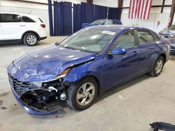 النتر 2023 امريكي للبيع الضرر موضح گدامك فقط ماشيه 39 الف نص فول السياره كاتي بعدها  السعر 162 وبيها مجال بسيط للتواصل على هذا الرقم
***********
