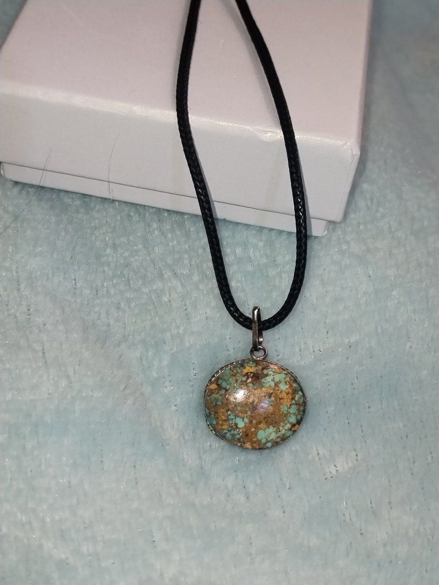 احجار طبيعي سعر قطعه 7يوجد توصيل


**إذا كنت صاحب هذا الإعلان وتريد حذفه لأي سبب، رجاءا أرسل رسالة إلى الدعم الفني**