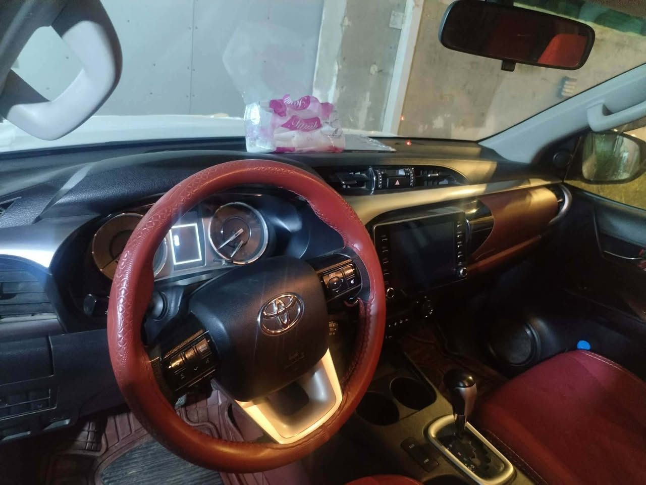 سلام عليكم
سياره للبيع 
تي رادي 2023فول موصفات
تحويل شوكت ماتريد 
التفاصيل أكثر تصل***********
السعر المطلوب 335
بيها مجال بصيط
