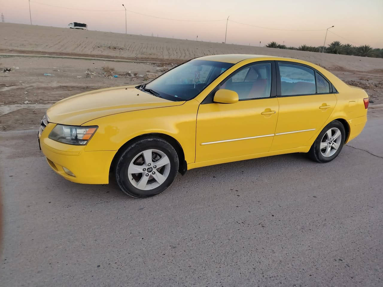 السلام عليكم سيارة سوناتا للبيع 2009خليجي سياره خير من الله مال جناي سنويه لل2029
السعر 85
تفاصيل انتصل على الرقم ***********
