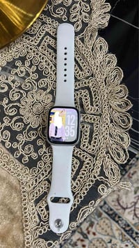 ساعة ابل • الجيل الثامن • مع ملحقات