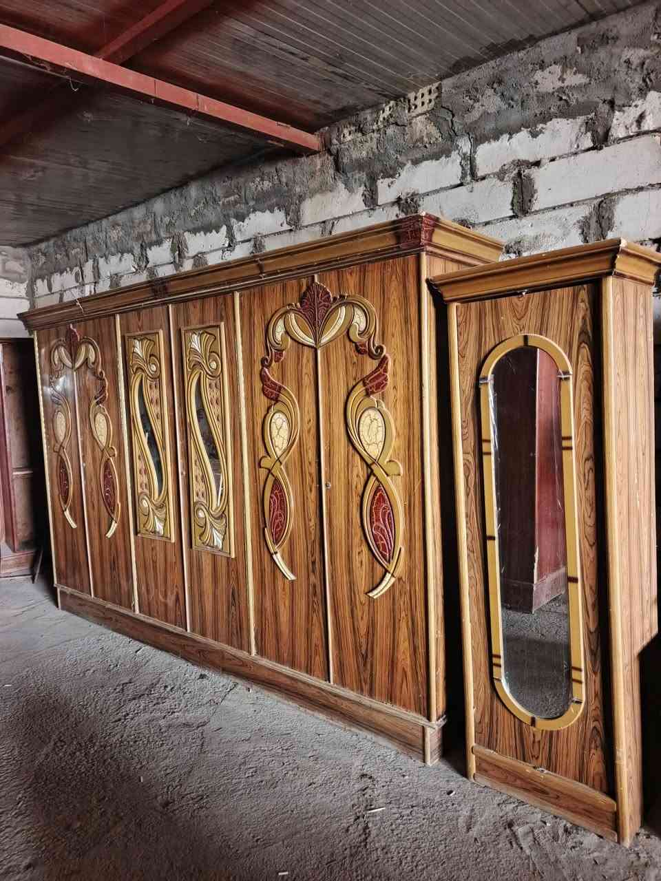 #يا الله... غرفة ام الستة صاج مستخدمة نظيفة ومرتبة  وكاملة بسعر مناسب جدا 

الشراي يتفضل خاص 

#العنوان // الحمزة الغربي __ قرب تقاطع معمل السكر 
***********
