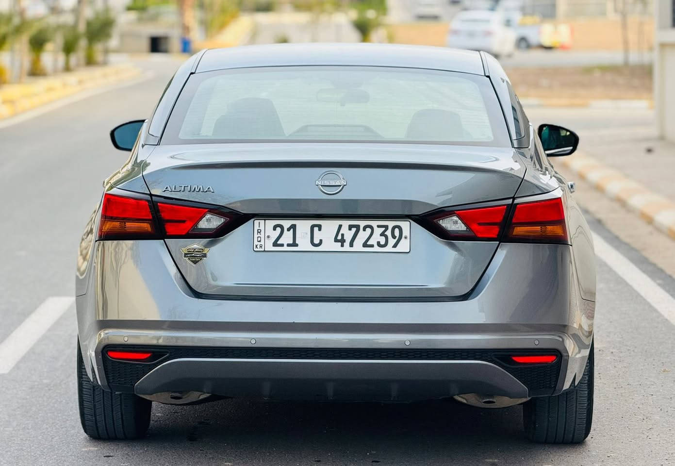 للبيع التيما S
السعر 163 بي مجال بسيط
***********
موديل 2023
كلين بدون صبغ بدون ايرباك 
جاملغ سايق مبدل بلادي شركة 
الون نفطي 
تحكم ستيرن 
تثبيت سرعه 
كاميرا خلفي
ماشي 28 
حجر بلادي 
رادار بلادي
تايرات شركة 
صدر شركة 
لايتات بلادي
رقم سليمانيه تحويل وكاله ثاني يوم 
السونار ورقم الشاصي بلمنشور 
مكان السياره ديالى خانقين
