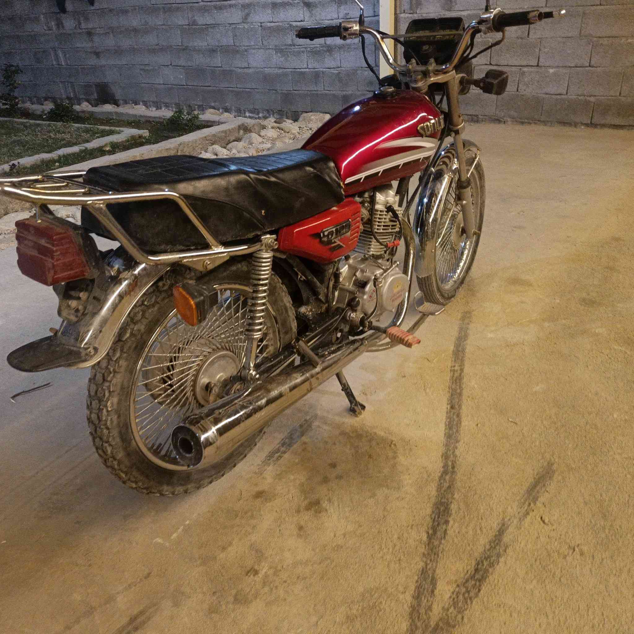 السلام عليكم شباب ماطور بارت عيتاني موديل 18 للبيع فقط للتواصل ***********
