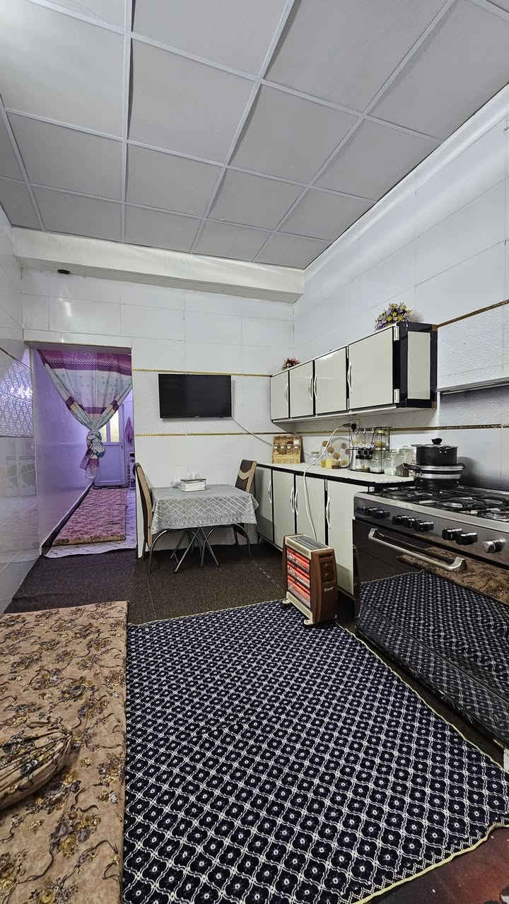 🏛دار للبيع 130 متر 
طابقين بناء نضيف مقابل حرف T وحديقة عامة
درج خارجي  الفوك نفس الجوه 
 طابو ملك صرف 
عنوان الدار  حي الأسرى والمفقودين  
قرب مدرسة مروان الجبوري 
السعر 132وبي مجال
للاستفسار الاتصال
☎️ ***********
او مراجعة مكتب صباح كركوك للعقار عنوان المكتب حي الأسرى قرب جامع المعراج
