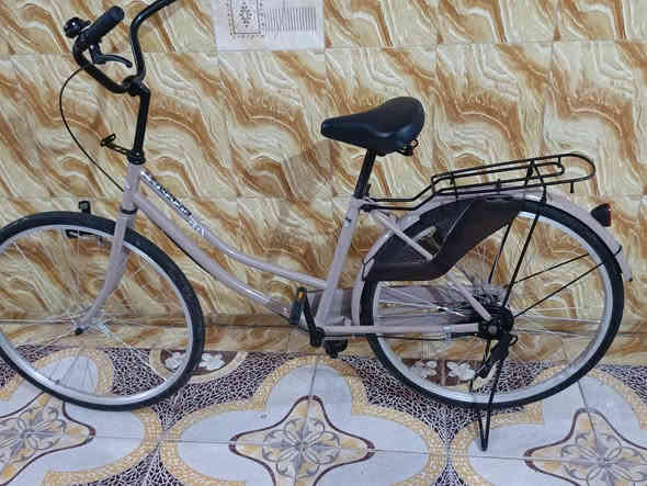 سلام عليكم  بايسكل البيع مدير 21 بايسكل  نضيف
 شوفت  عينك  مكان  البصره قضاء الدير سعر  خاص  
***********
