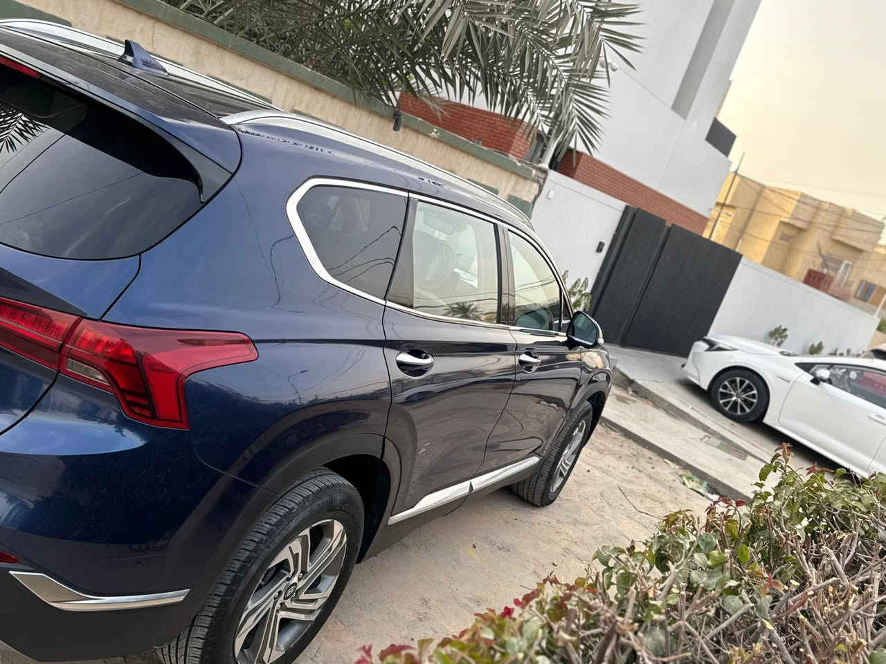 السلام عليكم ورحمة الله وبركاته...
سنتافي 2022 

مكينة 2500 

رقم بابل 

ماشية 77 كم

بصمتين بيها 

تدفئة كشنات 

تحكم كشنات كهربائي للسائق 

گير بصمة 

4 انواع قيادة 

اندرويد اوتو / أبل كار بلي

شحن لاسلكي/ wireless charging 

توقف تلقائي عند الازدحامات 

بريك تلقائي عند الطوارئ 

الجنطة تحكم كهربائي

بردات للجامات الخلفية 

مثبت سرعة 

مثبت مسار يعمل تلقائي 

مابيها صبغ مكفولة 

حادثها جاملغ ايمن مرجع بارد ودعامية امامية 

19,500$ 

وبيها مجال بسيط


**إذا كنت صاحب هذا الإعلان وتريد حذفه لأي سبب، رجاءا أرسل رسالة إلى الدعم الفني**