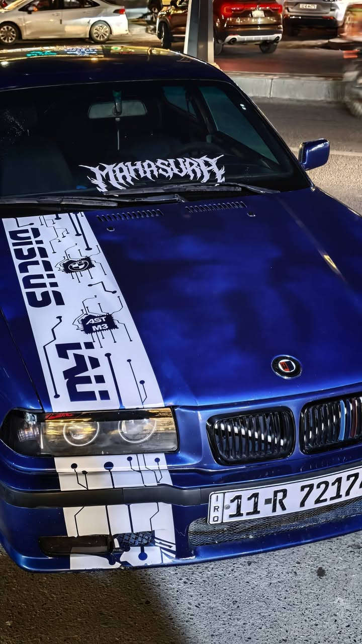 (وين عشاق المميز)
‏ BWM E36  موديل 1994 سيارة. ( 💙🚀M3) تك باب
السياره كامله وجاهزه اخر حبه من مكينه وكير وتبريد 

(التزويد السياره🚀🔥)
١-كير جاترك
٢-اكسل قفل طياره وليسه لحيم 
٣ -دركه رياضي  
٤- اكزوز +بوابات تفتح وسد صوت رعب 🔊
٥- سياره مبرمجه عد بطل ذولفقار طلقات نار  
٦-دمام صوت 🔊
٧-شوته رياضي  
٨ - سياره عليه كامبر ( تفحجيه تايرات)
٩-مكينه 28 حشوت المكينه 30 
١٠-سياره مهبطه 
١١- اربع عدسات ماصدات دخانيات
١٢-سبايدر طابقين
١٣- ضفيره سيمنز

سياره من اكلك جاهزه اخر حبه مناقصه برغي سياره معروضه 80 بيه مجال بسيط جداً ميعجبك سعر اترك كلمه طيبه اسف ع اطاله بكلام رقم (هاتف ***********) مكان سياره بغداد السيديه
