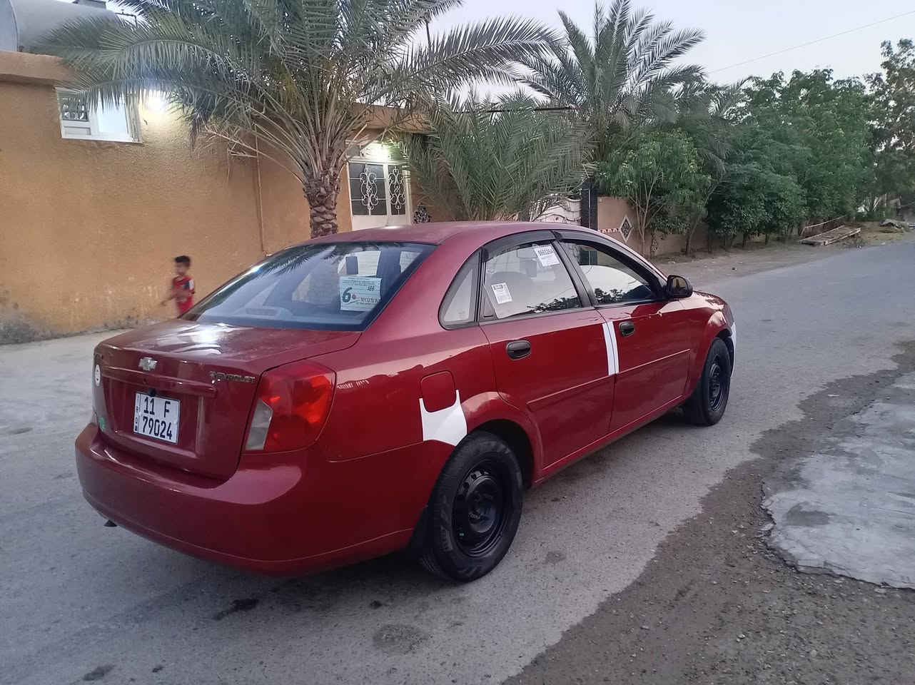 السلام و عليكم
سيارة شوفر ليت
اوبترا ٢٠٠٤ كير عادي 
رقم بغداد دولي
انكليزي
باسمي
 هزة وسنوية جديدة
محرك وكير مكفولات
تبريد تدفئه شغال

صدر امامي خلفي جديد
تخم تاير
كهربائيات شغاله
شاشه تاب
كامرة دوارة
السعر ٥٧
الاتصال على الرقم ***********
المكان بعقوبة
