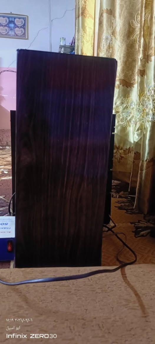 سلام عليكم  للبيع شغال بس بي خربطه لين متروك يعني الجهاز ينرادلو تصليح مابيعك شرط السعر 75الف عنواني موصل الساحل اليسر الخاص مفتوح


**إذا كنت صاحب هذا الإعلان وتريد حذفه لأي سبب، رجاءا أرسل رسالة إلى الدعم الفني**