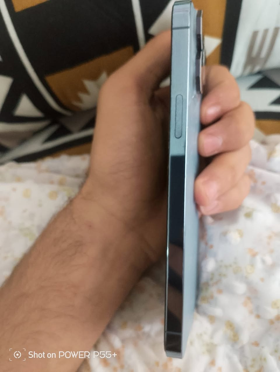 سلام عليكم ايفون ١٣برو ماكس شرق اوسط  ذاكرة ٥١٢بطاريه ٩٧معلايه وبي فطور بل ضهر جهاز مكفول وتر وبعده شخط ما بي بطاريته انسه إصراف سعر675وبي مجال مكان بابل القاسم  رقمي***********
