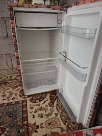 ثلاجه زغيره • للبيع