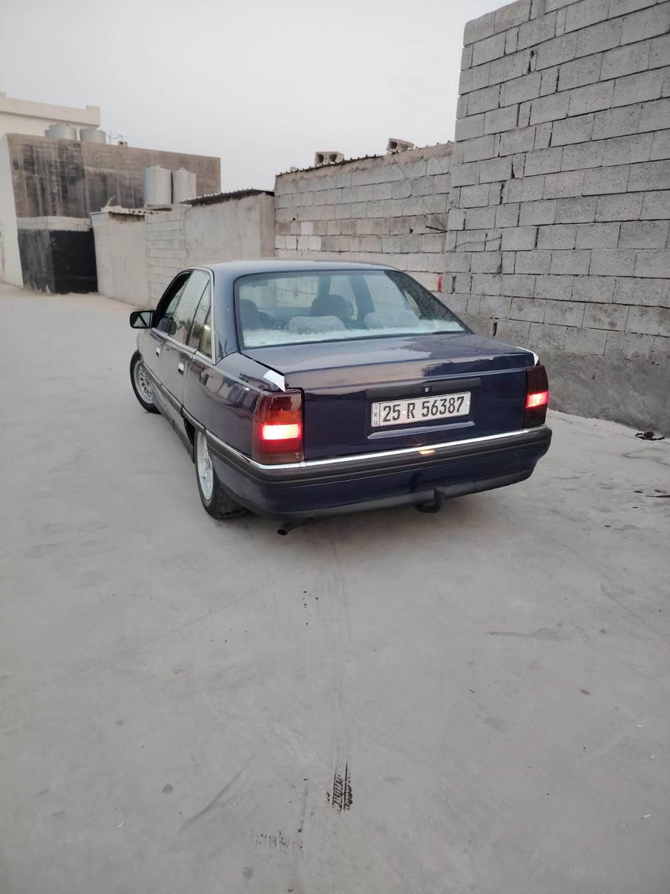 اومیگا مکینە ٢٠مودیل ٩١ دفتربنزینی هەیە بەناوخومەویە
کەمی لیدراوی هەیە لای سکن شانسی گردە زورنا 
سعری ٤٢ ورقە مجل 
***********واتساب 
*********** واتساب كركوك, العراق
