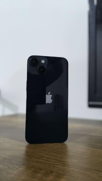 آيفون 14 • ١٢٨ • اسود