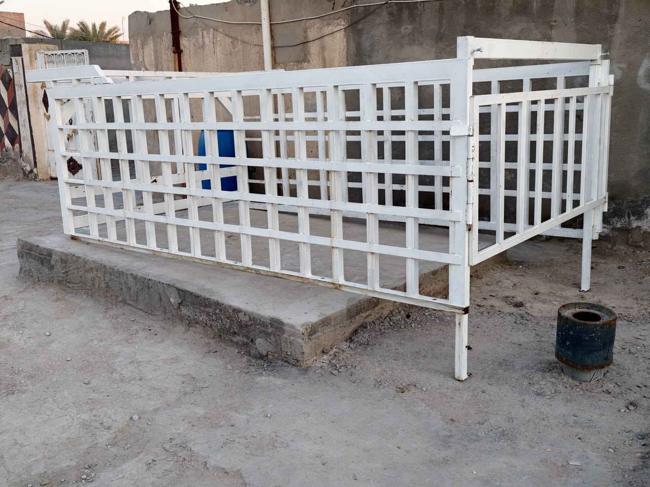 للبيع محجر كيا فحل موديل 25 للطلب والاستفسار يرجى الاتصال على  الرقم
***********
