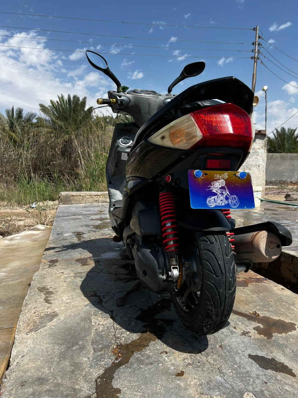 للبيع دراجة نارية نوع(سكنس فحل) في البصرة
الدراجة اشتريتها حاوية , اشتريتها بمبلغ مليون و400 ألف دينار. بعد فترة تبين انو شخط بستم وكان سبب نقص الدهن، وتم إجراء تجفيتة كاملة للمحرك بشكل أصولي, والدراجة حالياً شغالة بصورة جيدة.
استخدام شخصي, وبها بعض الآثار البسيطة من الاستخدام والسقوط الخفيف كما موضح بالصور.
السعر المطلوب: 900 ألف دينار, وقابل للنقاش بالمعقول للمشتري الجاد.
للاستفسار أو المعاينة على الخاص.
رقم الهاتف ***********
