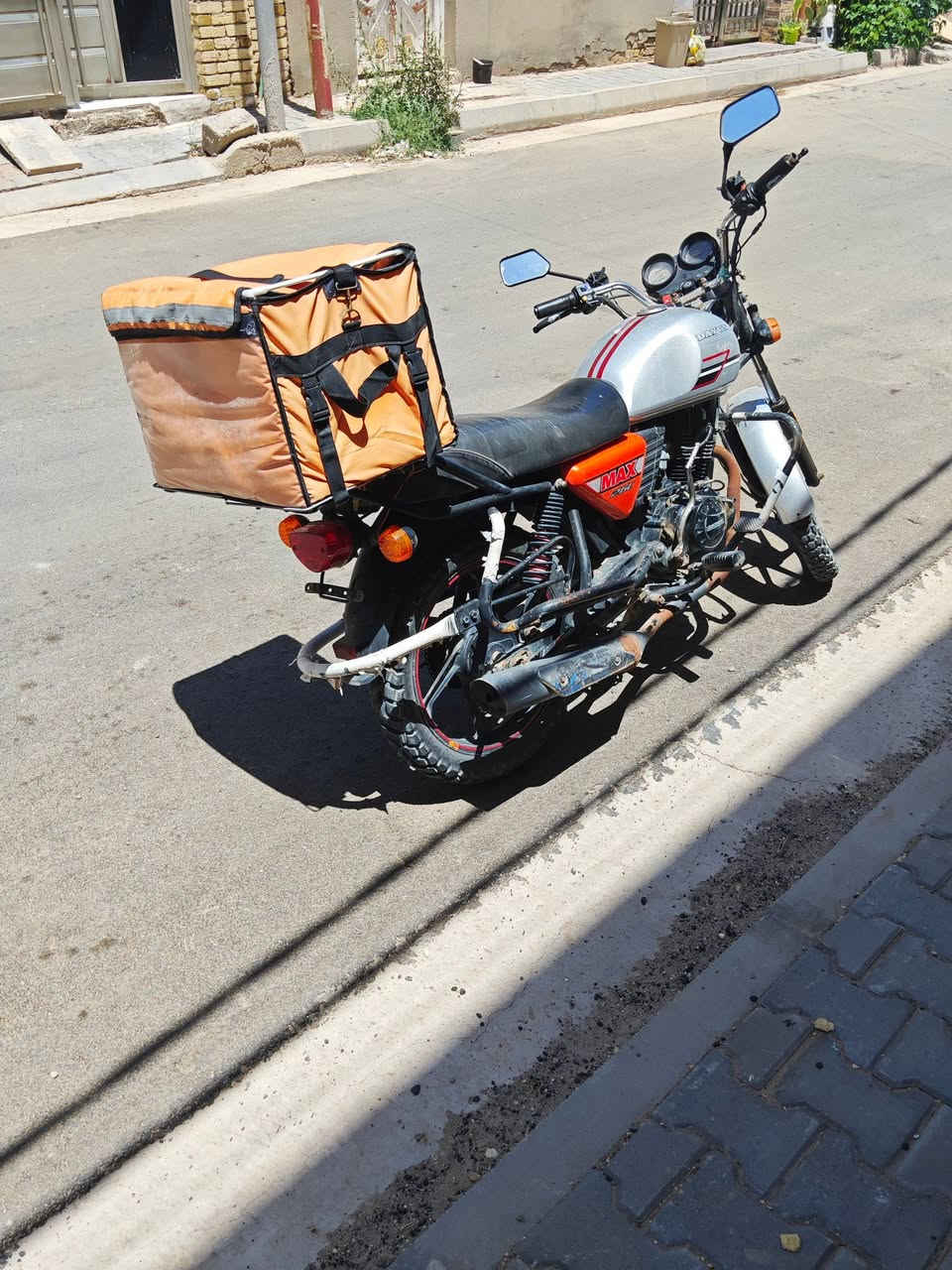 دايوان 2020 محرك مفتوح امجفت كهربائيات زوج تاير  جديد  باتري كله شغاله اوراق امراوس بي سي اكس جيل 1/2 انطي فرق حسب الاتفاق  او للبيع اب مليون او بيه مجال مكاني كوت فلاحيه


**إذا كنت صاحب هذا الإعلان وتريد حذفه لأي سبب، رجاءا أرسل رسالة إلى الدعم الفني**