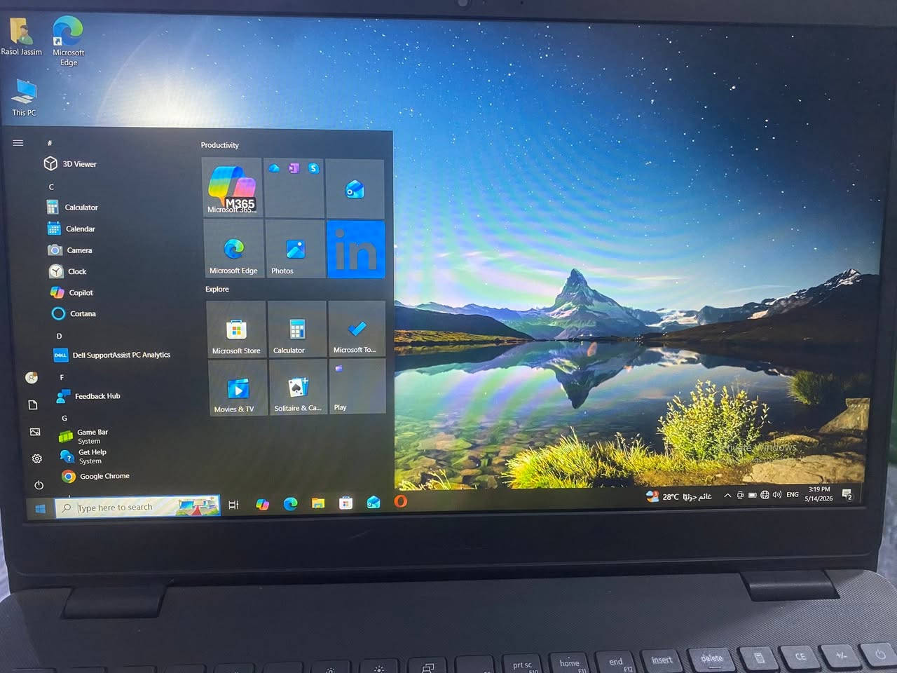 لسلام عليكم 
لابتوب للبيع DELL سلم 
نظافة 95‎%‎ غير داخل تصليح استعمال قليل

* المعالج:
    Intel Core i7-1165G7 الجيل 11
    سرعة 2.80GHz وتصل أعلى بالتيربو تقريباً إلى 4.7GHz
* الرام:
    8GB DDR4 بسرعة 3200MHz
* كرت الشاشة:
    NVIDIA GeForce MX330 بحجم 2GB
    * كرت مدمج Intel Iris Xe Graphics
* التخزين:
    HDD سعة 1TB تقريباً (932GB usable)
* النظام:
    Windows 10 Pro 64-bit
    إصدار 22H2
* نوع الجهاز:
    Dell Vostro 3500

تقييم الأداء

* ممتاز للدراسة، الأوفيس، التصفح، البرمجة، والمونتاج الخفيف،البرامج الهندسية.
* يشغل ألعاب متوسطة مثل:
    * GTA V
    * Valorant
    * PES / FC
    * PUBG على إعدادات منخفضة إلى متوسطة.

السعر 850 للاتصال 
***********
***********
