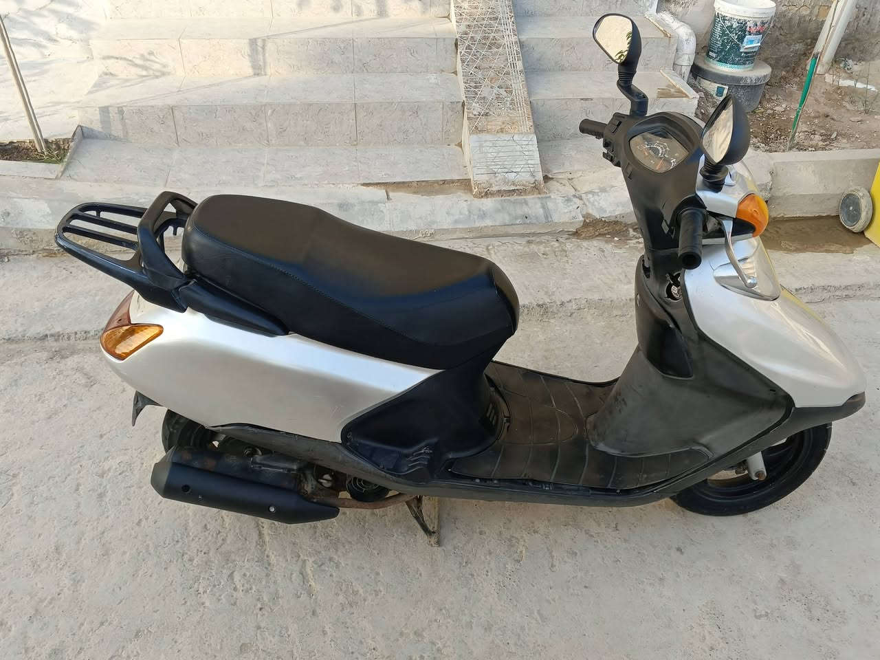 سبيسي ياباني نظيفة شغال سلف وهندر ناعمه مفتوحة مرة وحده 
رايدها 500وبيها مجال الشراي يدلل
مكانها كوت حي الجامعة


**إذا كنت صاحب هذا الإعلان وتريد حذفه لأي سبب، رجاءا أرسل رسالة إلى الدعم الفني**