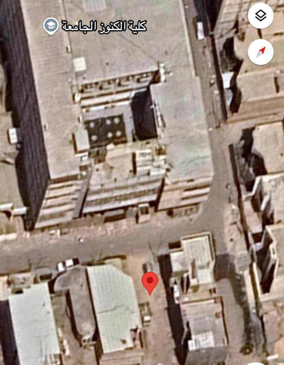 قطعة أرض خلف جامعة الكنوز  للبيع 

المساحه : 268م / الواجهَ 10م / النزال 26.8م

الموقع : الجبيله خلف جامعة الكنوز  متوفره كافة الخدمات

نوع السند : طابو صرف تحويل مباشر 

السعر : 400 مليون وقابل للتفاوض 

للأستفسار : ***********
