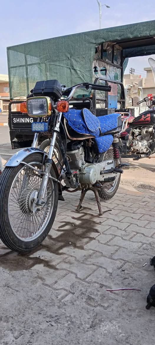 سلام عليكم دراجة نامه برو موديل 20محرك بشرط كهربائيات ضفيره كامل بس شوية تحتاج ترتيبات بدون اوراق سعره 300مكان جلولاء ‏‪0778 342 6830‬‏
