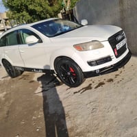 اودي كيو سفن موديل 2007  محرك 8  صدر امامي خلفي جديد  غرفه جديده بس كش...