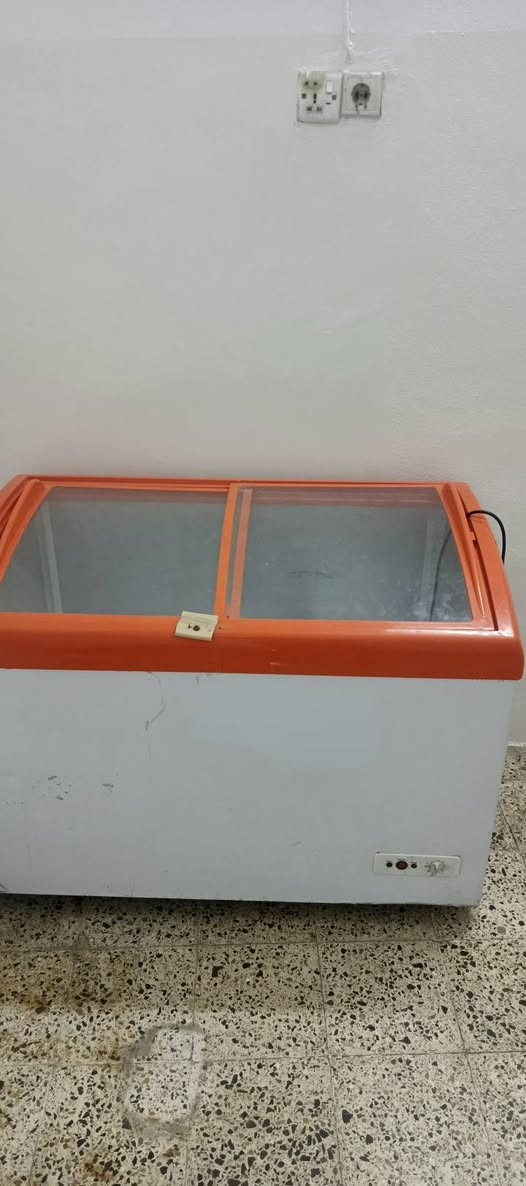 رفوف للبيع 28 رف مع ملحقاتهم  السعر 150الف معا عارض براد للبيع 200 الف


**إذا كنت صاحب هذا الإعلان وتريد حذفه لأي سبب، رجاءا أرسل رسالة إلى الدعم الفني**