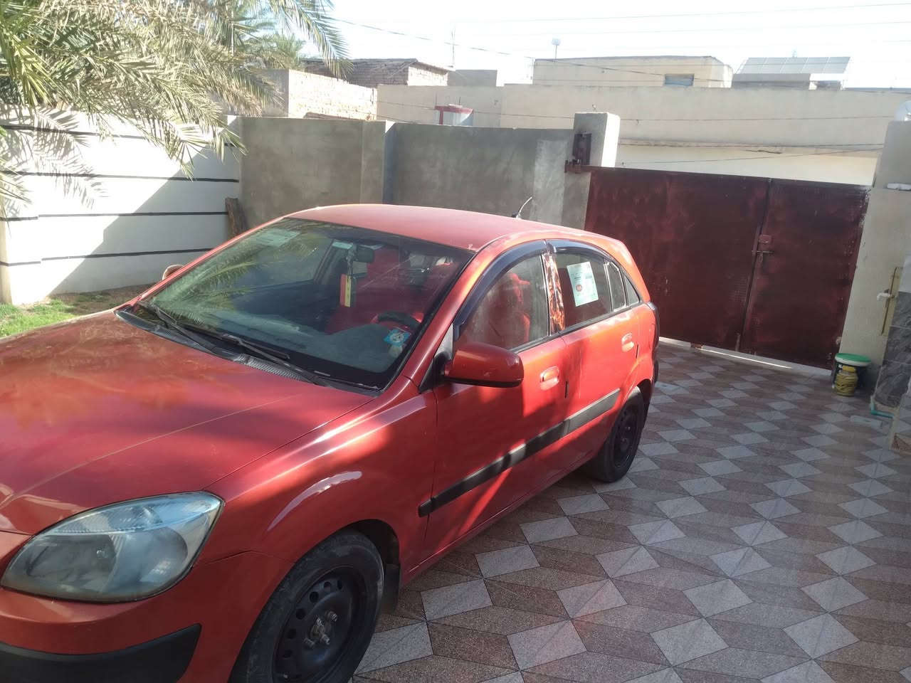 كيا ريو ٢٠٠٩ للبيع السعر ٦٠ قابل التفاوض ***********
