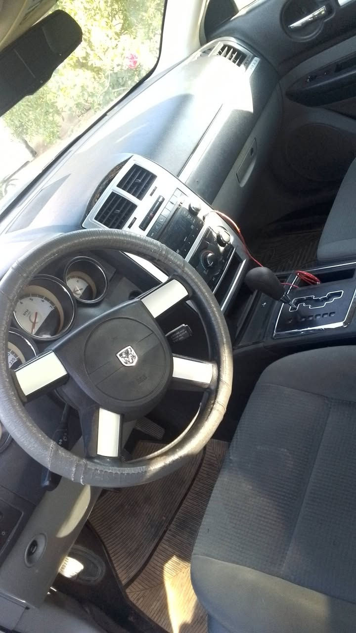 سلام  عليكم

للبيع جارجر 
مزاد وزارة الداخليه

مكفوله كفاله عامه ماعدا الصبغ للجماليه

الموديل  :  2010

المحرك  :  3500 سته سلندر

ماشيه  :   36 الف سياره زيرو

ملاحظة  :  المركبه تتسجل رقم بغداد

الـسـعر  :  95 ورقه

للاستفسار أڪـثـر : ***********
