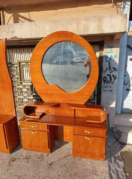 غرفه ٦ ابواب ملحق شرط شرط النظافه شغل ثقيل حيل فصال توصي 
سعرها ٤٥٠ الف
رفاعي يم طرشي الشفاء ***********
