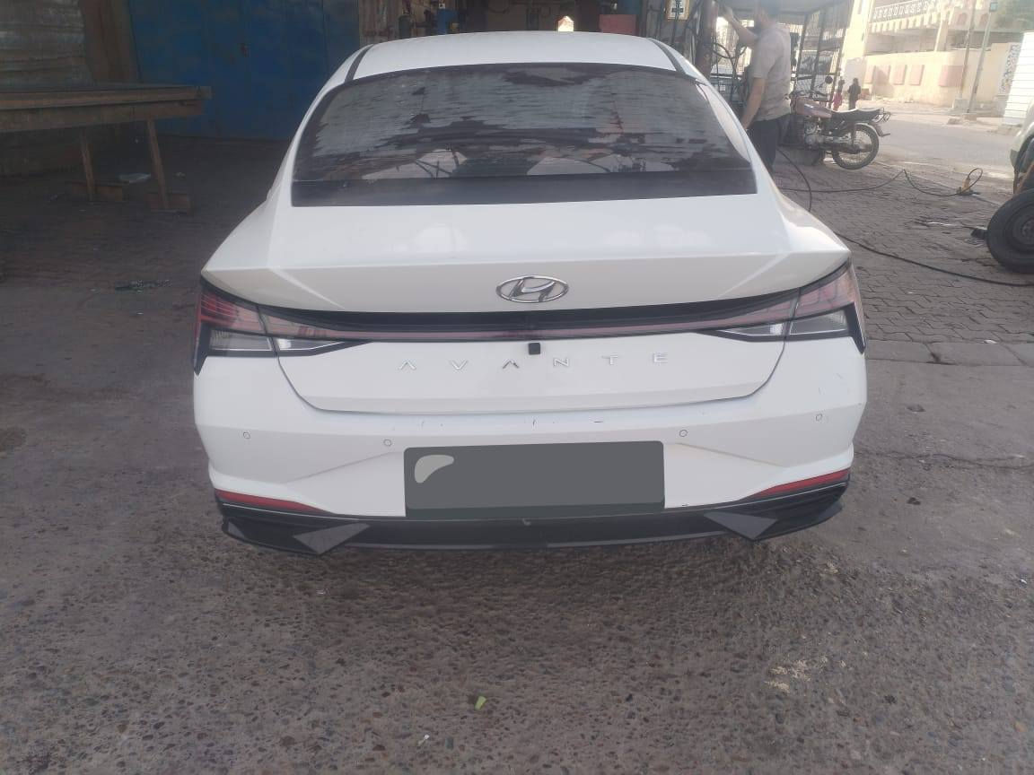 النترا افانتي موديل 2021 معوقين سنويه 2029 محرك كير كفاله ماشي 170 رقم ميسان  وهذا رقم صاحب لسياره ع لفيس ماموجود ***********
