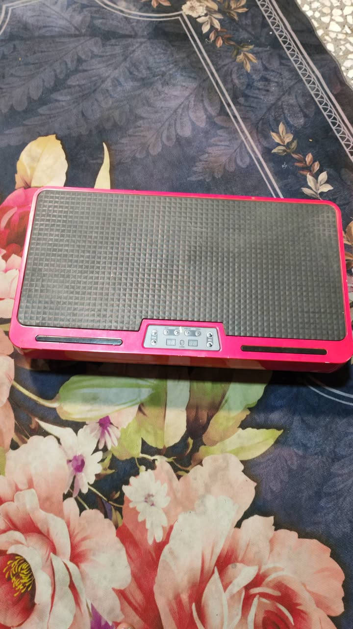 سلام عليكم هاذ جهاز رياضه للبيع مال باله مستخدمه ٣مرات بي ريمونت ويا حبال ماخذه ١٢٥ رايده 100


**إذا كنت صاحب هذا الإعلان وتريد حذفه لأي سبب، رجاءا أرسل رسالة إلى الدعم الفني**