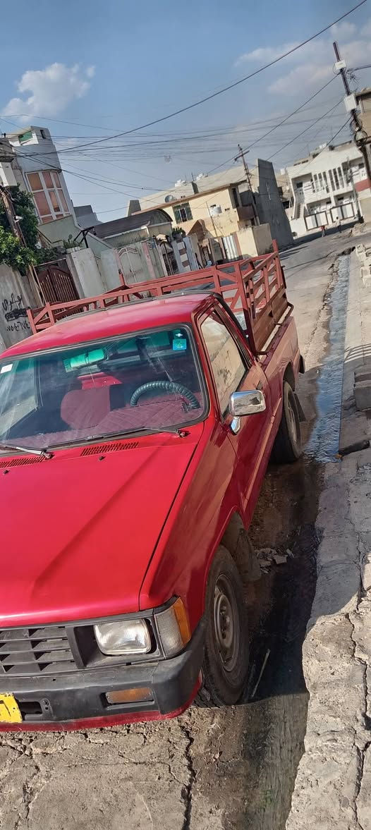 السلام عليكم ورحمه الله وبركاته بكم موديل 1985 جير ومحرك واكسل شاصي   شرط رقم نينوى 12 جديد في تحويل تريد وكاله اربع تواير عليه جديده باتري جديد السعر 48 وبي مجال بسيط ***********
