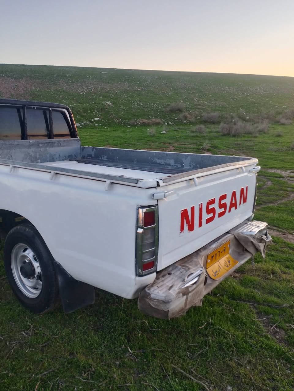 نیسان2001
تەبرید 
پاوەر
2 پارچە بۆیاخ بێ ناوگرتن
گێڕ و مەکینە و ئەکسل بەشەرت
75 گەڵا و مەعمەلە
***********
