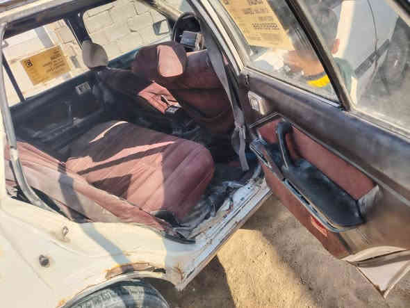 السلام عليكم سياره سوبر 85 محرك فيفيتي بيه بخار حداديه نص عمر طخم تأير السعر 14 المكان البصره الزبير ***********
