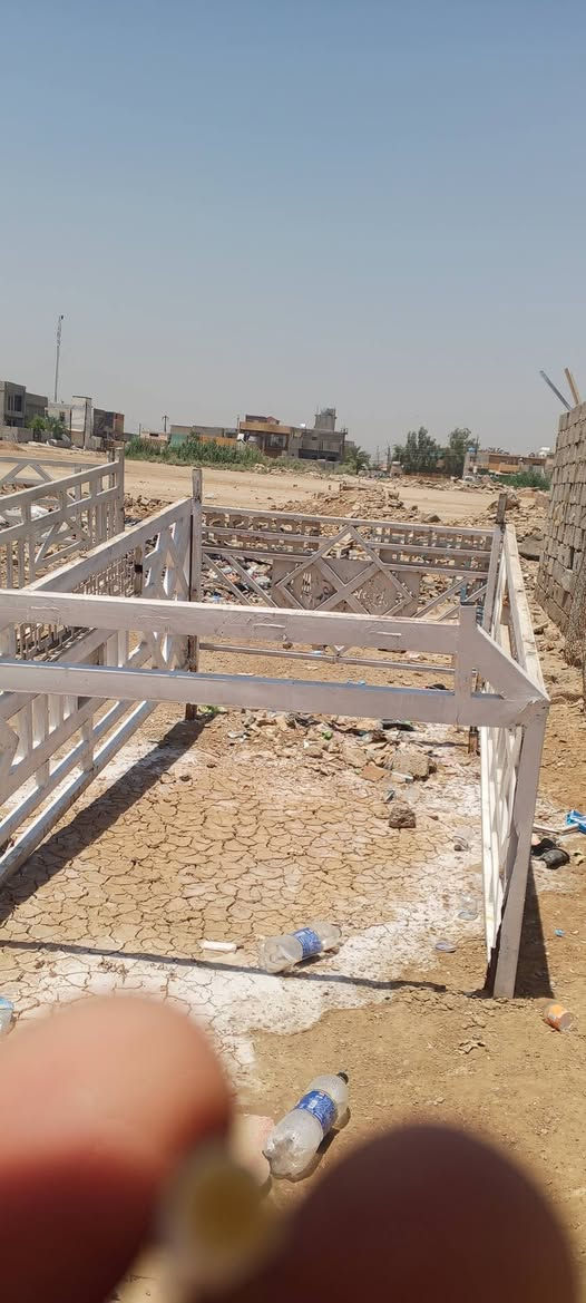 محجرات كيا حمل 2 واي واحد يعجبك اني حاضر كل محجرات نضيفه وحلوات ومصبوغات السعر خاص
***********
