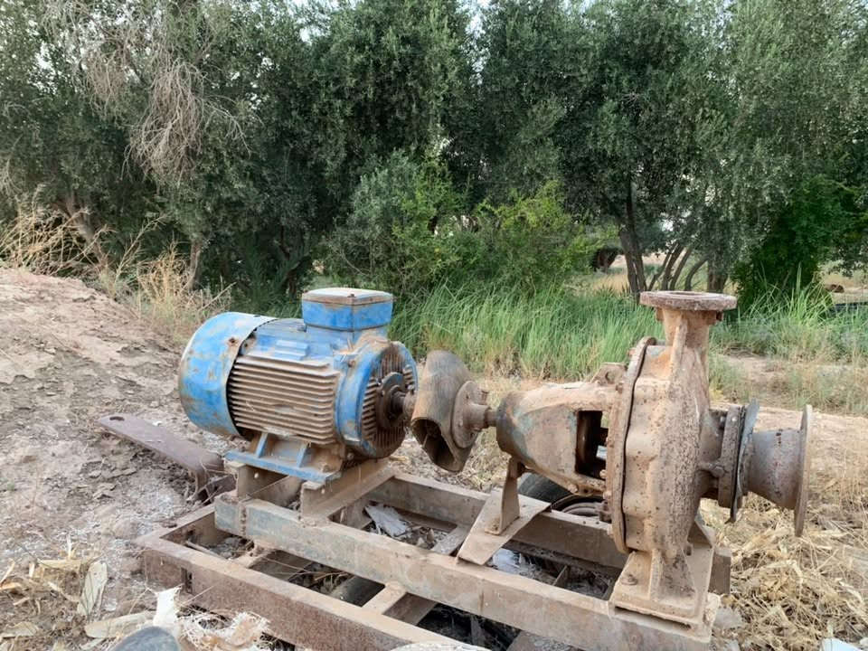 للبيع دويز 3 بستم بلاديه نظيفه مع الخنزيره و ماطور ٤٠ حصان و خنزيره ضغط عالي 4x3 يرهم مراوس.              الرقم: ***********
