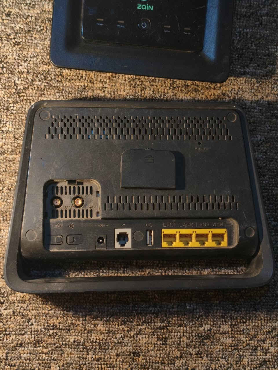 السلام عليكم
راوترات طلعلي بالباله اكو بيهن عالمي كل الخطوط واكو مخصص فقط زين الكويت وتكدر تفتحه

المهم ابيعهن كلهن شلعة ب25 وبالعافيه
الياخذهن يستفاد منهن حتى قطع تصليح اذا متعرف يفك شفرتهن وانه بيدي فكيت شفره واحد من عندهن وكلش سهله 

والراوتر الچبير تكدر تشتغله موسع (راوتر ثانوي)
والباقيات كدامكم
وموجود توصيل


**إذا كنت صاحب هذا الإعلان وتريد حذفه لأي سبب، رجاءا أرسل رسالة إلى الدعم الفني**