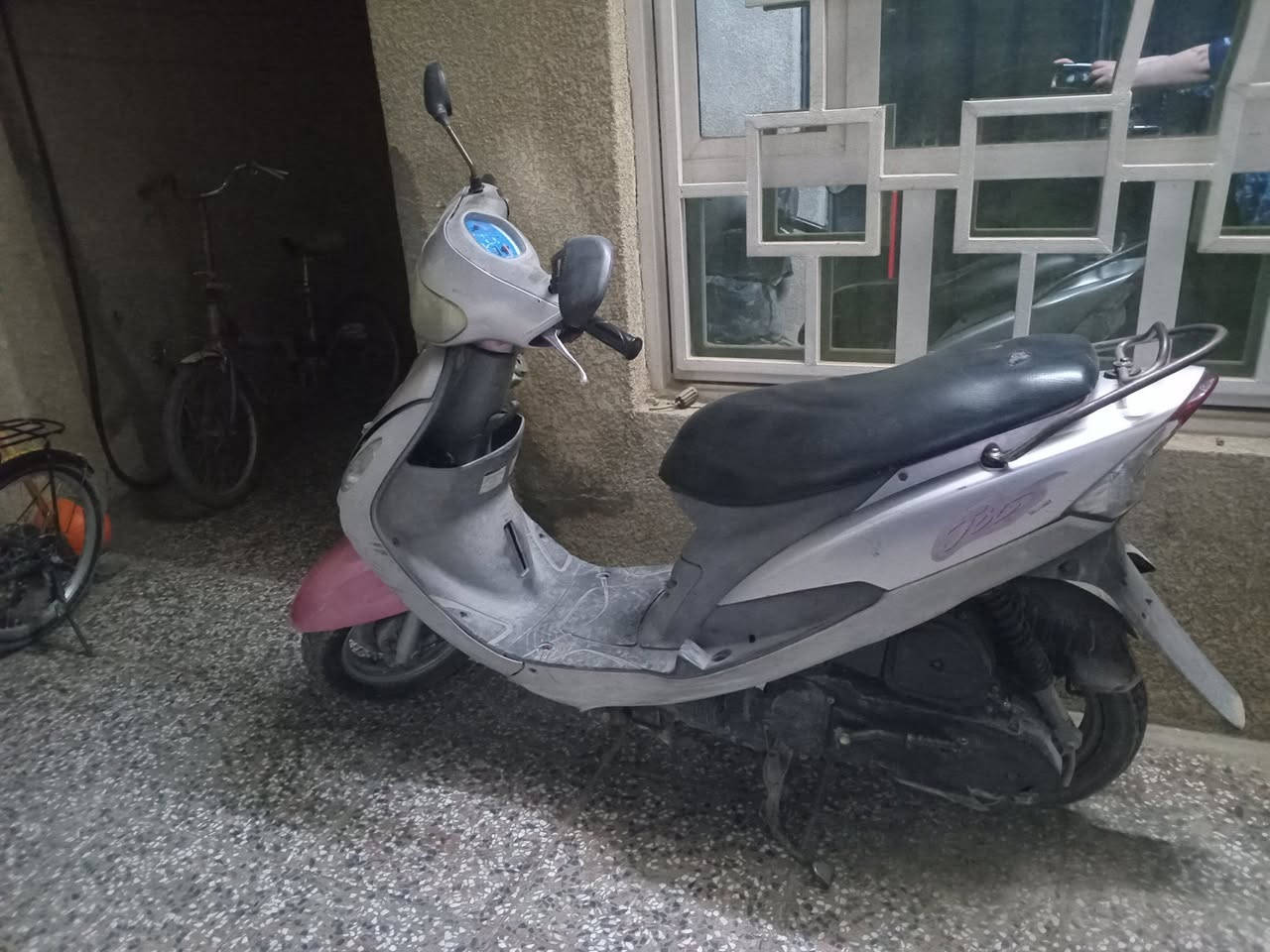 السلام عليكم دراجه للبيع شغاله ونضيفه المكان الحريه للإستفسار ***********
