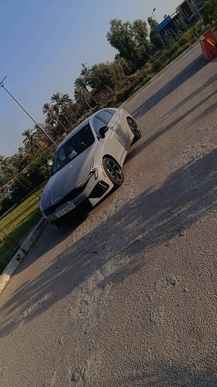 السلام عليكم كي فايف 25 GtLinفول عدا الفتحه 
رقم بغداد حادثه فقط بنيد مبدل اصلي وبارد جاملغ 
***********
