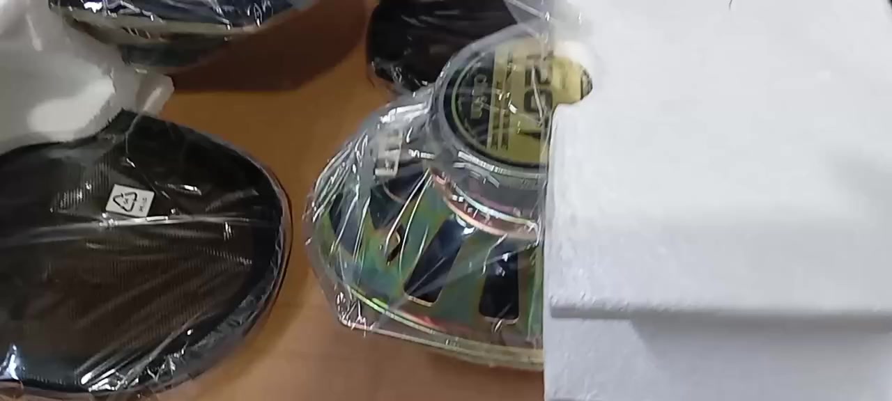 3000ج طقم  سماعات كلاريون
120 W
MADE IN  TAIWAN
01553824878
موجود   ٣ طقم  فقط


**إذا كنت صاحب هذا الإعلان وتريد حذفه لأي سبب، رجاءا أرسل رسالة إلى الدعم الفني**