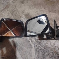 للبيع مرايه جانبيه نيسان اصليات زوج يمنه ويسره السعر ٥٠ الف عندي توصيل...