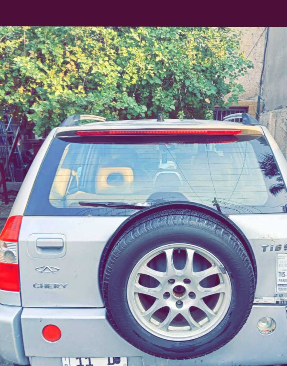 السلام عليكم /***********
تيكو مديل ١١ كير الميكانيك المرغوب سياره خير من الله محرك كير خير من الله تبربد ثلج كهربائياتها كلها كامله بانور رامه شغاله تحكم مري شاشه كامرا بيها قطع ابيع حزام سياره جدا نضيفه مالت بيت ارقام انكليزي جدد رايدها ب ٥٠ وبيها مجال بسيط حك جيه لونها مميز مكاني بغداد البنوك ***********
