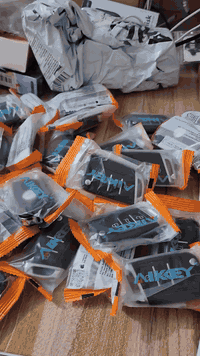 السلام عليكم 
كمية بصمات للبيع الشراي يتصل وبخدمته 
***********
