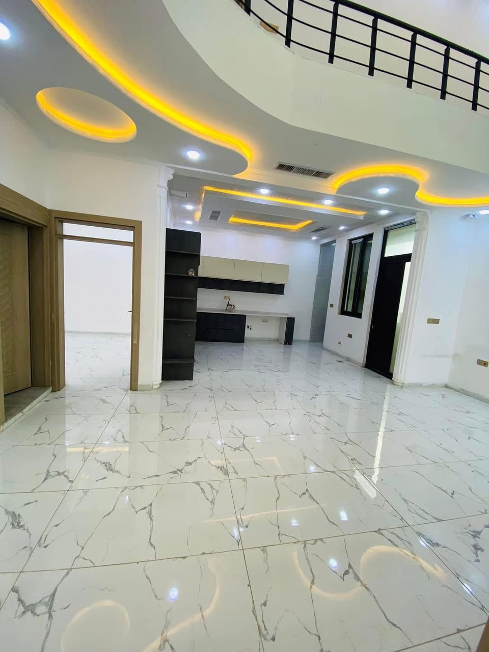 دار للايجار واجهة 12ونص بناء حديث صفر
🔹🔹🔹
—————————
الـموقـــــع:-مميز جدا شارع القدس خلف محطة القدس

السعر: مرسله الصفحه او دخول قناة  تلكرام

https://t.me/m1998a1997

🔹🔹🔹
—————————
المواصفات- حديث بناء طابق الاول هول واستتقبال ومطبخ حار ومطبخ بارد وصحيات وغرفة نوم 
وطابق الثاني غرفتين نوم وصحيات

🔹🔹 للأستفسار ومعلومات اكثر الاتصال على الارقام التاليه :-
***********
⬅️عنوان مكتب :-
#طريق_بغداد /فرع مرطبات عرفة 2 
         ------------
نستقبل جميع العروض  السكنية 
  والتجارية بكافة مناطق كركوك
