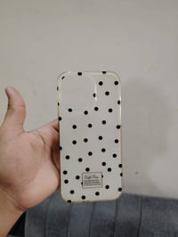حفاضات البيع مال  ايفون 16 برو ماكس القطعه على 5  رقم 07723129893