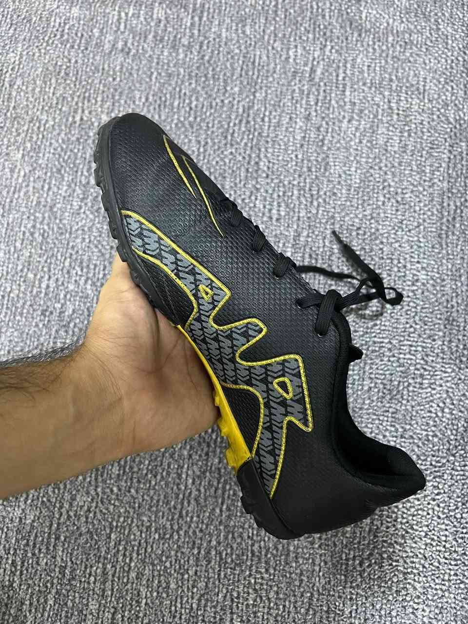 حذاء ماركه WEJIESS الحذاء استخدام شخصي الي اشتريتها ب ٥٠ باله اصلي خفيفه قياس 42 ستندر سبب البيع بيها ضيك عليه فقط ب ٣٠ الف


**إذا كنت صاحب هذا الإعلان وتريد حذفه لأي سبب، رجاءا أرسل رسالة إلى الدعم الفني**