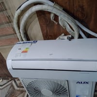 سبلت واحد طن نوع اوكس نضيف جداً جداً كامل مع كل ملحقاته سعر 275المكان ...